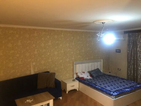 Elan №6243390 - Bakı, 28 May m., 1 otaqlı, 44 m², 2/5 mərtəbə