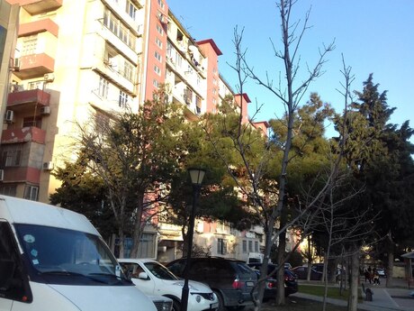 4 otaq · 105 m² · 8/9 mərtəbə, Azadlıq Prospekti