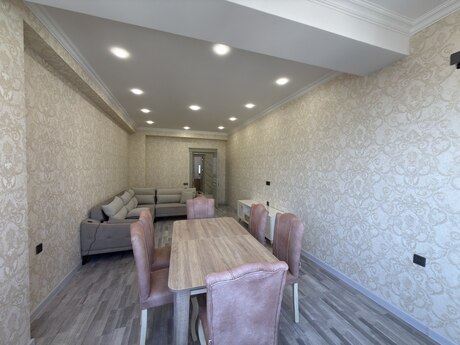 4-room apartment for rent, 175 m², Gənclik: 2 000 ₼/mo 4