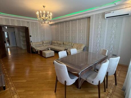 Elan №6243612 - Bakı, Elmlər Akademiyası m., 4 otaqlı, 145 m²