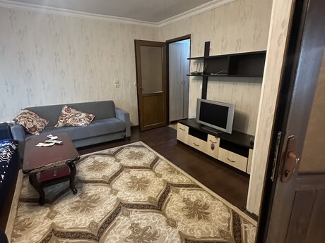 2 otaqlı köhnə tikili - Gənclik m. - 50 m²