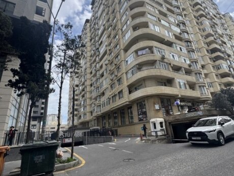 2 otaqlı yeni tikili - 8 Noyabr m. - 107 m²
