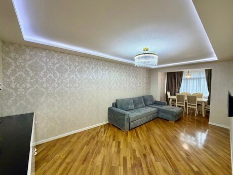 3 otaqlı mənzil, 75 m², Neftçilər: 207 000 ₼ 2