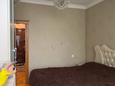 3 otaqlı köhnə tikili - Həzi Aslanov m. - 65 m²