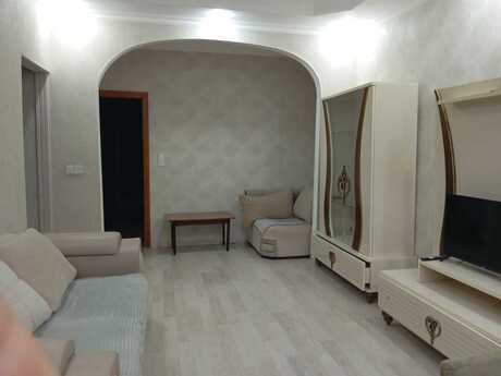 Elan №6243875 - Bakı, Gənclik m., 2 otaqlı, 68 m², 3/4 mərtəbə