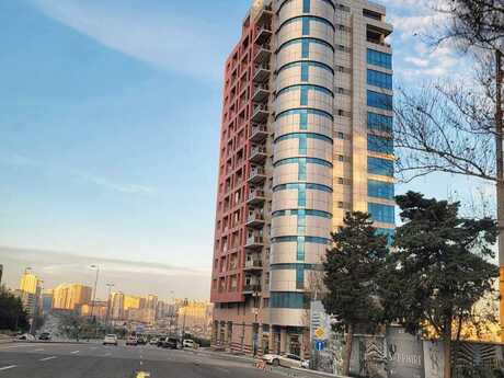 Elan №6243960 - Bakı, İçəri Şəhər m., 4 otaqlı, 250 m², 3/18 mərtəbə