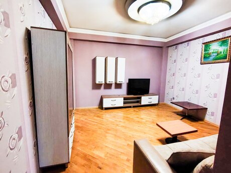 Elan №6243943 - Bakı, Neftçilər m., 2 otaqlı, 75 m², 18/19 mərtəbə