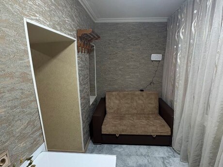 Elan №6244055 - Bakı, Sahil m., 2 otaqlı, 45 m², 2/3 mərtəbə
