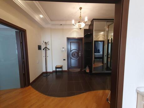 2-комнатная квартира, 120 м², Sahil: 612 000 ₼ 4