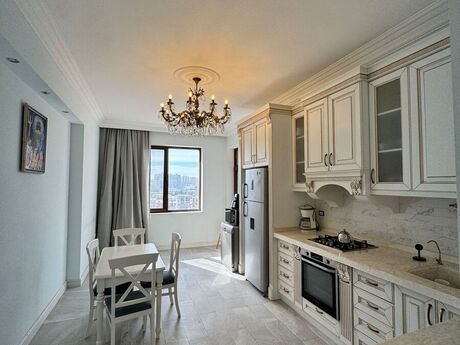 Kirayə 4 otaqlı mənzil, 200 m², Elmlər Akademiyası: 3 700 ₼/ay 5