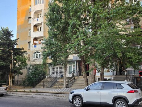 3 otaqlı mənzil, 75 m², Bakıxanov: 172 000 ₼ 3