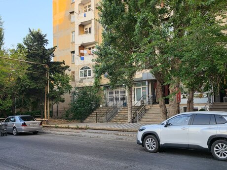 3 otaqlı mənzil, 75 m², Bakıxanov: 172 000 ₼ 2