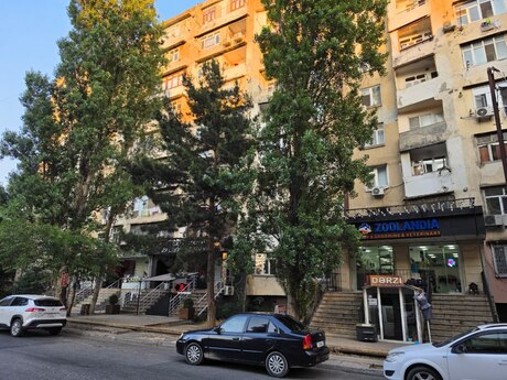 Объявление №6236996 - Баку, пос. Бакиханова, 3-комн., 75 м², 1/9 этаж