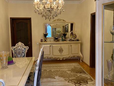 Elan №6244816 - Bakı, Nəriman Nərimanov m., 3 otaqlı, 130 m², 3/5 mərtəbə