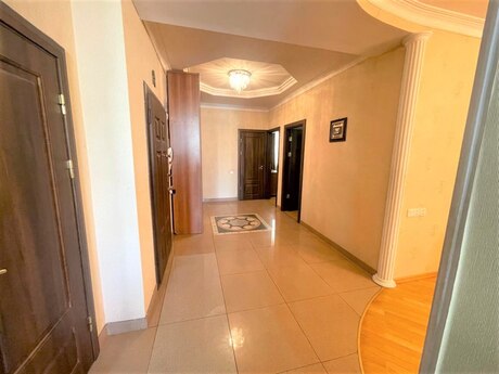 3 otaqlı mənzil, 130 m², İnşaatçılar: 290 000 ₼ 3