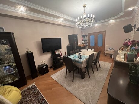 3 otaqlı mənzil, 120 m², Həzi Aslanov: 275 000 ₼ 3
