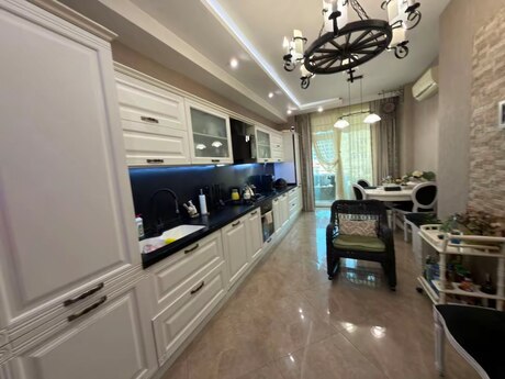 4 otaqlı mənzil, 175 m², Nəsimi: 480 000 ₼ 2