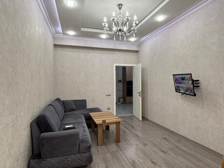 Kirayə 2 otaqlı mənzil, 60 m², Memar Əcəmi: 800 ₼/ay 3