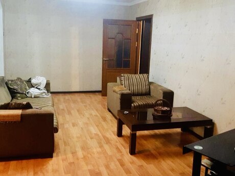Elan №6245350 - Bakı, Elmlər Akademiyası m., 2 otaqlı, 60 m², 4/5 mərtəbə