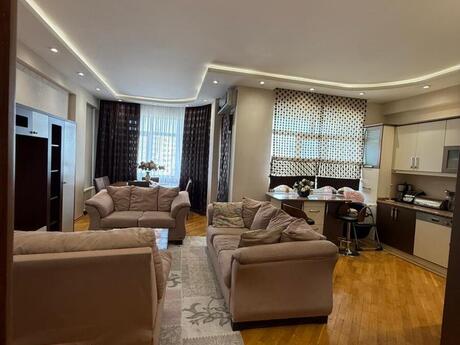 Kirayə 3 otaqlı mənzil, 110 m², İnşaatçılar: 900 ₼/ay 4
