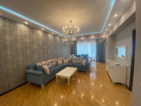 2-room apartment for rent, 97 m², Park Azure: 1 400 ₼/mo 5