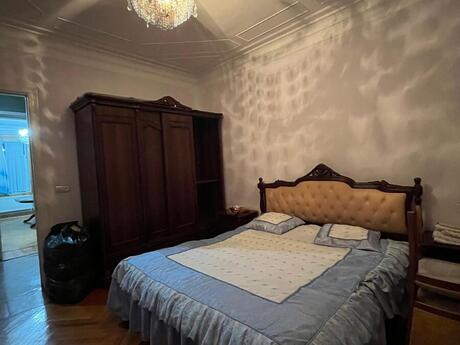 м. Кара Караев
