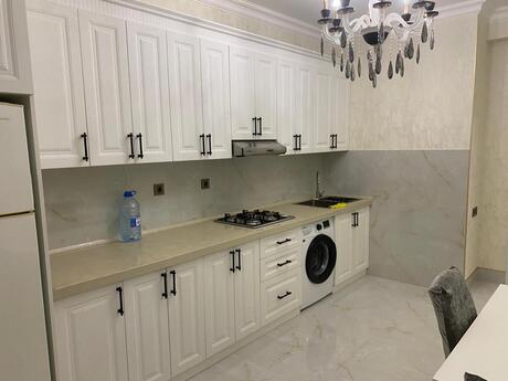 Kirayə 3 otaqlı mənzil, 120 m², Bakıxanov: 950 ₼/ay 4