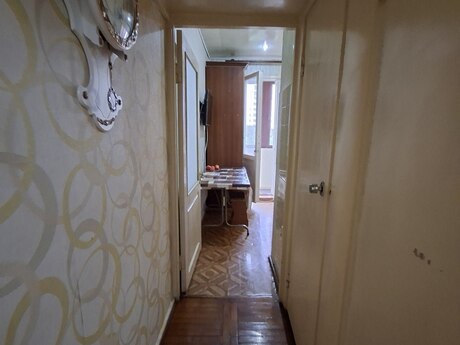 Azadlıq Prospektidə 2 otaqlı köhnə tikili mənzil kirayə verilir, 65 m², 650 AZN/ay, şəkil 5 / 12