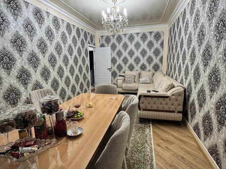 4-room apartment, 105 m², Azadlıq Prospekti: 275 000 ₼ 3