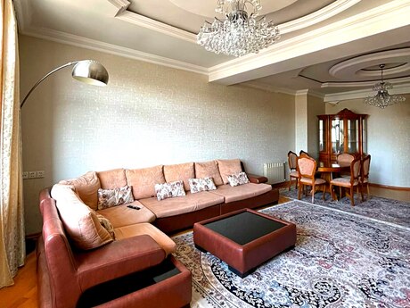 3 otaqlı mənzil, 126 m², Nizami: 360 000 ₼ 2