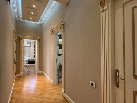 6-room apartment, 380 m², 28 May: 1 499 000 ₼ 2