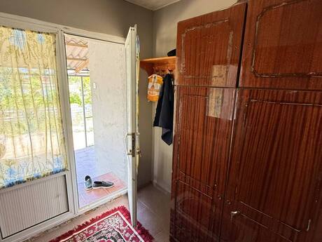 5 otaqlı həyət evi, 200 m², Novxanı: 134 900 ₼ 2