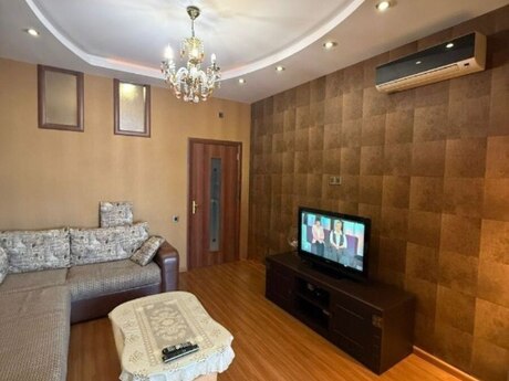 3 otaqlı mənzil, 80 m², 20 Yanvar: 210 000 ₼ 2