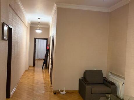 Kirayə 3 otaqlı mənzil, 150 m², Gənclik: 1 250 ₼/ay 5