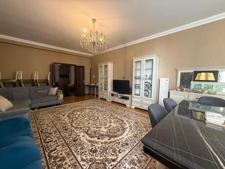 3 otaqlı mənzil, 147 m², Elmlər Akademiyası: 480 000 ₼ 2