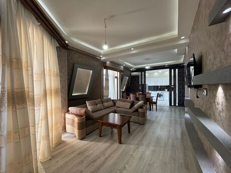 Kirayə 3 otaqlı mənzil, 120 m², Ağ şəhər: 1 200 ₼/ay 3