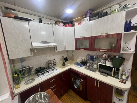 2-комн. вторичка - м. Кара Караев - 60 м²