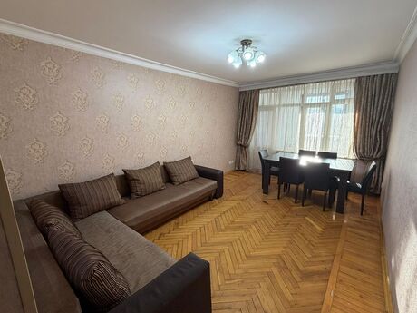 Объявление №6246399 - Баку, м. Гянджлик, 2-комн., 85 м², 6/9 этаж