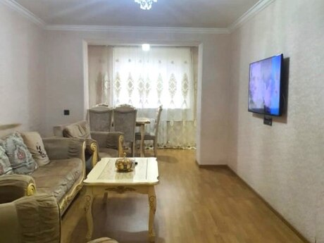 Elan №6246460 - Bakı, İnşaatçılar m., 3 otaqlı, 75 m², 2/5 mərtəbə