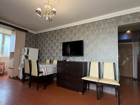 1 rooms · 35 m² · floor 4/4, Əmircan