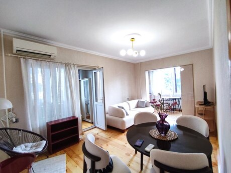 Elan №6246720 - Bakı, 8-ci mikrorayon q., 2 otaqlı, 45 m², 5/9 mərtəbə