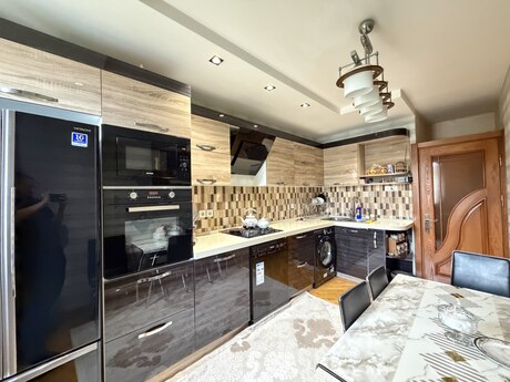 5 otaqlı mənzil, 100 m², Qaraçuxur: 200 000 ₼ 5