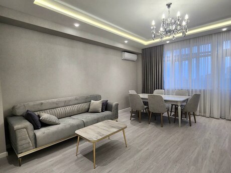 Elan №6246862 - Bakı, Gənclik m., 3 otaqlı, 130 m², 10/10 mərtəbə