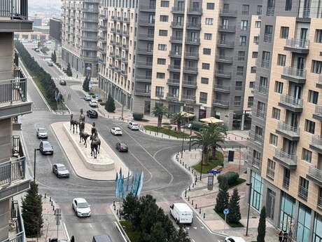 Объявление №6247062 - Баку, пос. Аг шехер, 4-комн., 214 м², 4/8 этаж