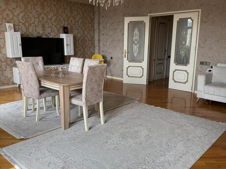 4-room new-build apartment for sale in Kristal Abşeron Memar Əcəmi residence, 145 m², 380 000 AZN, photo 2 / 12