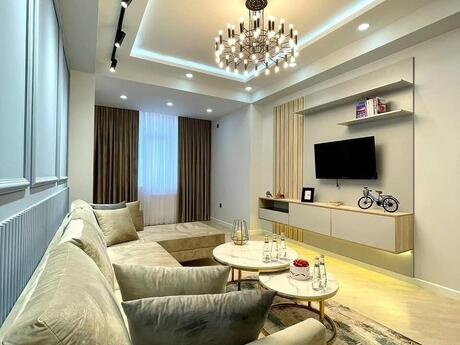 Elan №6247452 - Bakı, Memar Əcəmi m., 2 otaqlı, 95 m², 6/18 mərtəbə