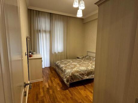 3 otaqlı mənzil, 105 m², Qara Qarayev: 324 000 ₼ 2