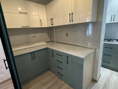 2-комн. вторичка - пос. Старые Гюнешли - 43 м²