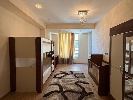 4 otaqlı mənzil, 218 m², Nizami: 681 000 ₼ 5