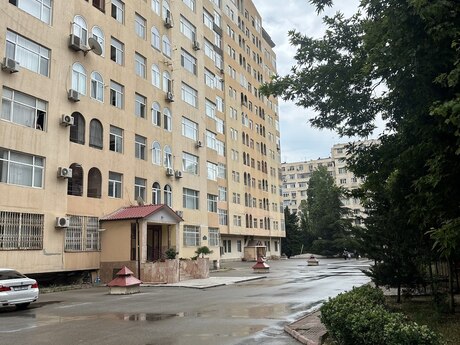 Объявление №6228027 - Баку, пос. 8-й мкр, 4-комн., 180 м², 7/16 этаж